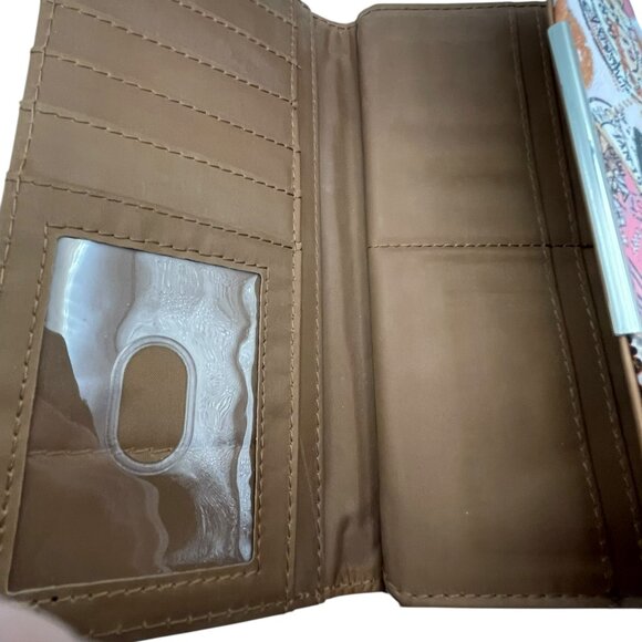 EUC Time & Tru Piper Style Postage Stamps Wallet - Picture 5 of 12